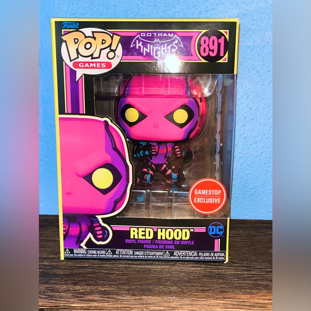 Red Hood #891 (Blacklight) DC: Gotham Knights GameStop Exclusive Funko Pop